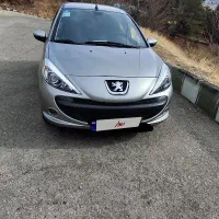 پژو 207i اتوماتیک صفر رنگ تیتانیوم رینگ فلزی