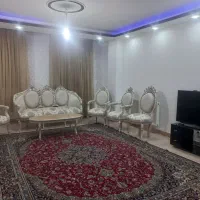 واحد فول امکانات تمیز واقع در بازار مبل ملایر