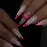 کاشت ناخن۲۸۰|خدمات آرایشگری و زیبایی|شیراز, فاضل|دیوار