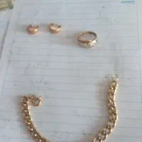 دستبند کارتیر ،انگشتر هیوژن ،گوشواره تراشه