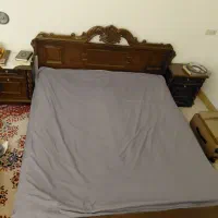 تخت دو نفره به ابعاد ۱۸۰×۲ به همراه تشک پنبه ای