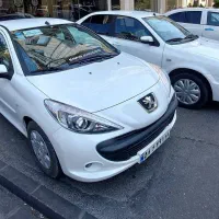 پژو 207i سقف فلز اتوماتیک صفر خشک مدل 1405