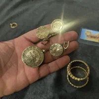 100 گرم طلا 200 تومان بالای تابلو|جواهرات|بندر دیر, |دیوار