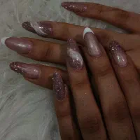 کاشت ناخن ژلیش و لمینت|خدمات آرایشگری و زیبایی|زابل, |دیوار