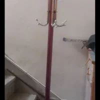 اویز لباس ایستاده نو