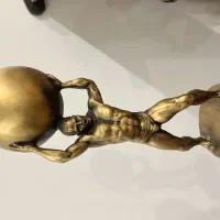 مجسمه ی خیلی خیلی زیبا و نونو
