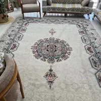 یک عدد فرش ۱۲ متری نو
