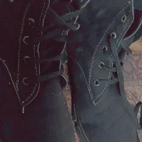 کفش|کیف، کفش، کمربند|بیرجند, |دیوار