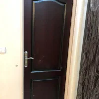 درب اتاق خواب و سرویس