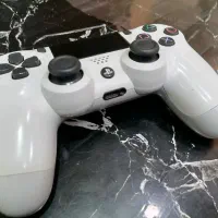 دستگاه اصلی ps4