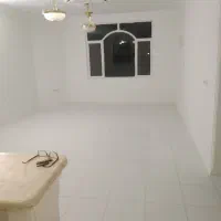 ۸۰متر آپارتمان دو خواب پارکینگ انباری  طبقه دوم