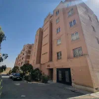 طبقه دوم تخلیه شیک و نور جنوبی