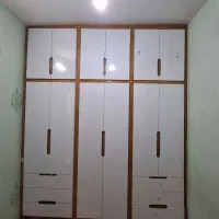 کمد دیواری و اشکاف