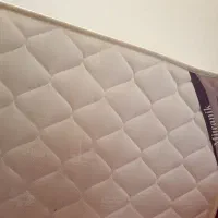 تشک فنری پرنیا ۲۰۰در ۱۲۰ تمیز