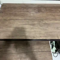 میز کامپیوتر در حد نو