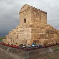 سورن پلاس ۱۴۰۴