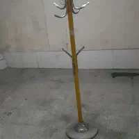 پایه لباسی ایستاده سالم درحد نو