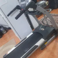 تردمیل  پر قدرت وبزرگ