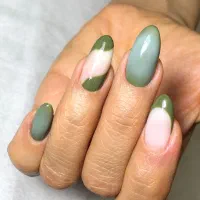 آفریلدایی اموزش و خدمات کاشت ناخن و پارافین تراپی|خدمات آرایشگری و زیبایی|جم, |دیوار