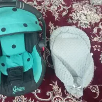 کریر و آغوشی نوزاد