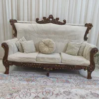 مبل هفت نفره با میز ناهار خوری ست