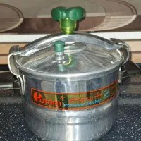 زودپز ۵.۵لیتری حاتم