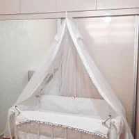 گهواره سالم وبزرگ درحد نو مناسب برای سیسمونی|تخت و سرویس خواب|اردبیل, |دیوار