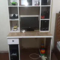 میز کامپیوتر