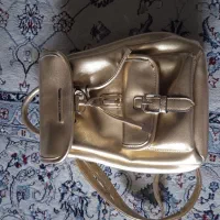 تعداد زیادی کیف خارجی کاملا توافقی