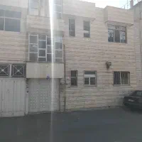 منزل دوطبقه خمینی شهر خیابان شریعتی شمالی|فروش خانه و ویلا|خمینی‌شهر, |دیوار