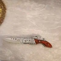 یک چاقو فروشی