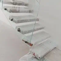 نصب و ریگلاژ شیشه سکوریت