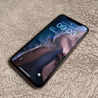 ایفون xs