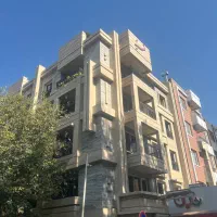 ۱۱۰ متر دفترکار لوکس بر علامه امینی