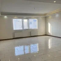84متری-نزدیک-به-مراکز-خرید