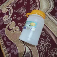 دبه ماست تمیز و دبه ترشی