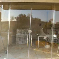 خدمات شیشه ساختمان . مغازه .وسوله . پارکینگ