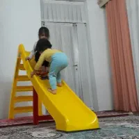 سرسره پلاستیکی  در حد نو