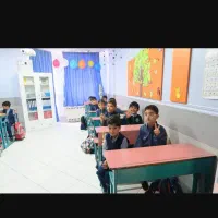 آموزگار آموزش ابتدایی