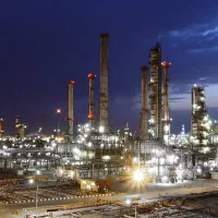 کارمند پالایشگاه تبریز داریم