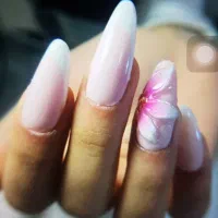 خدمات ناخن مشهد