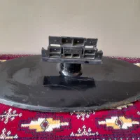 پایه ی تلوزیون و نگهدارنده ی تلوزیون