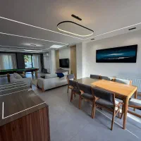 ویلای  تریبلکس ۴ خوابه فول امکانات هوشمند شخصی ساز