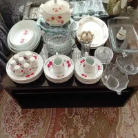 تعدادی ظروف با قیمتی باور نکردنی و مقطوع