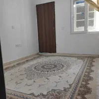 یک عدد فرش 9متری کرمی خوش رنگ