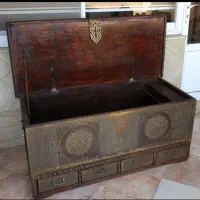 صندوق انتیک قدمت ۸۰ ساله