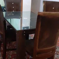 میز ناهار خوری ۴نفره