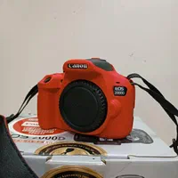 دوربین عکاسی و فیلمبرداری canon 2000d با تجهیزات