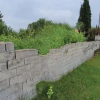 زمین-در-رویان-با-ویلای-قدیمی-قابل-سکونت