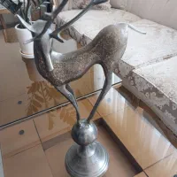 مجسمه برنجی